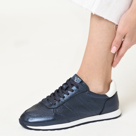 Кроссовки женские CAPRICE