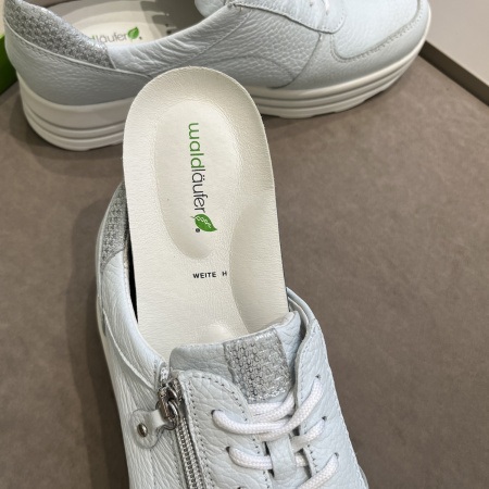 Кроссовки женские WALDLAUFER