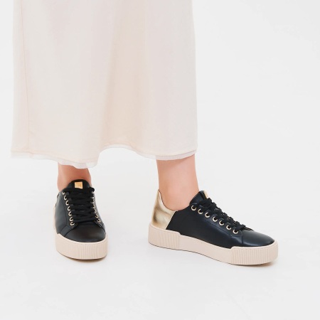 Кроссовки женские HOGL