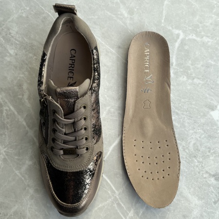 Кроссовки женские CAPRICE