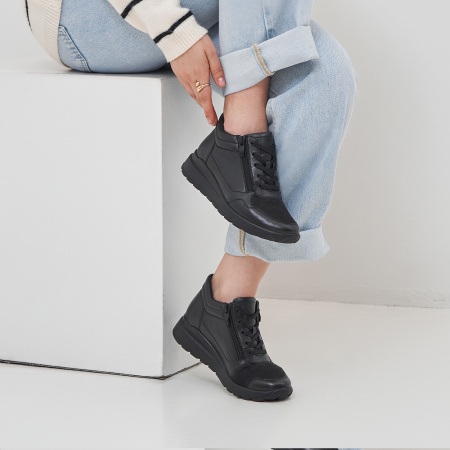 Ботинки женские CAPRICE