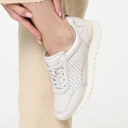 Кроссовки женские CAPRICE