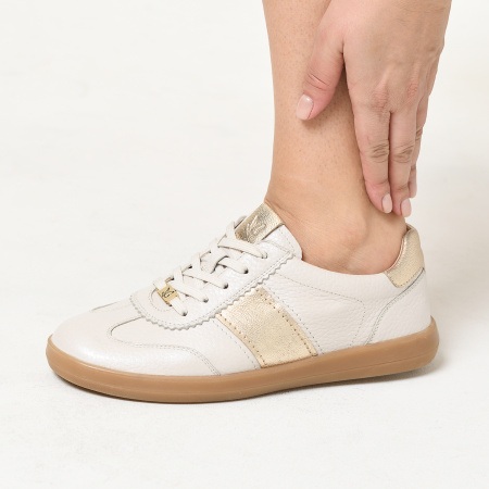 Кроссовки женские CAPRICE